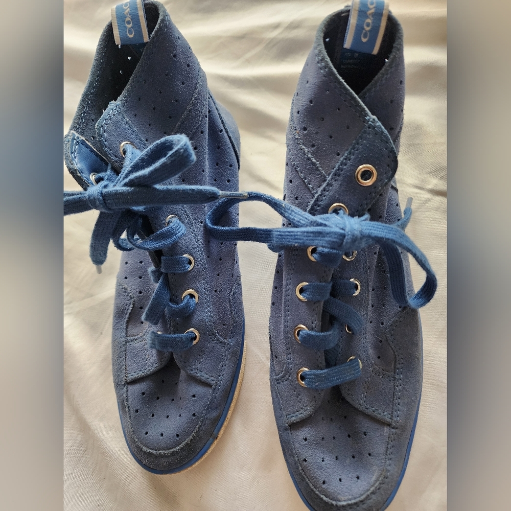 Coach Pita High Top Suede Sneakers. Size 8